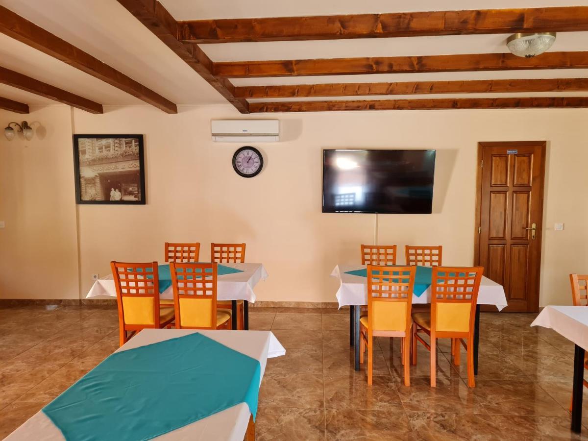 Bed and Breakfast Toroes Panzio Szabolcs Exterior foto